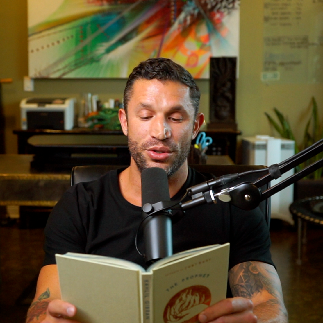 The Prophet by Kahlil Gibran | AMP Books #2